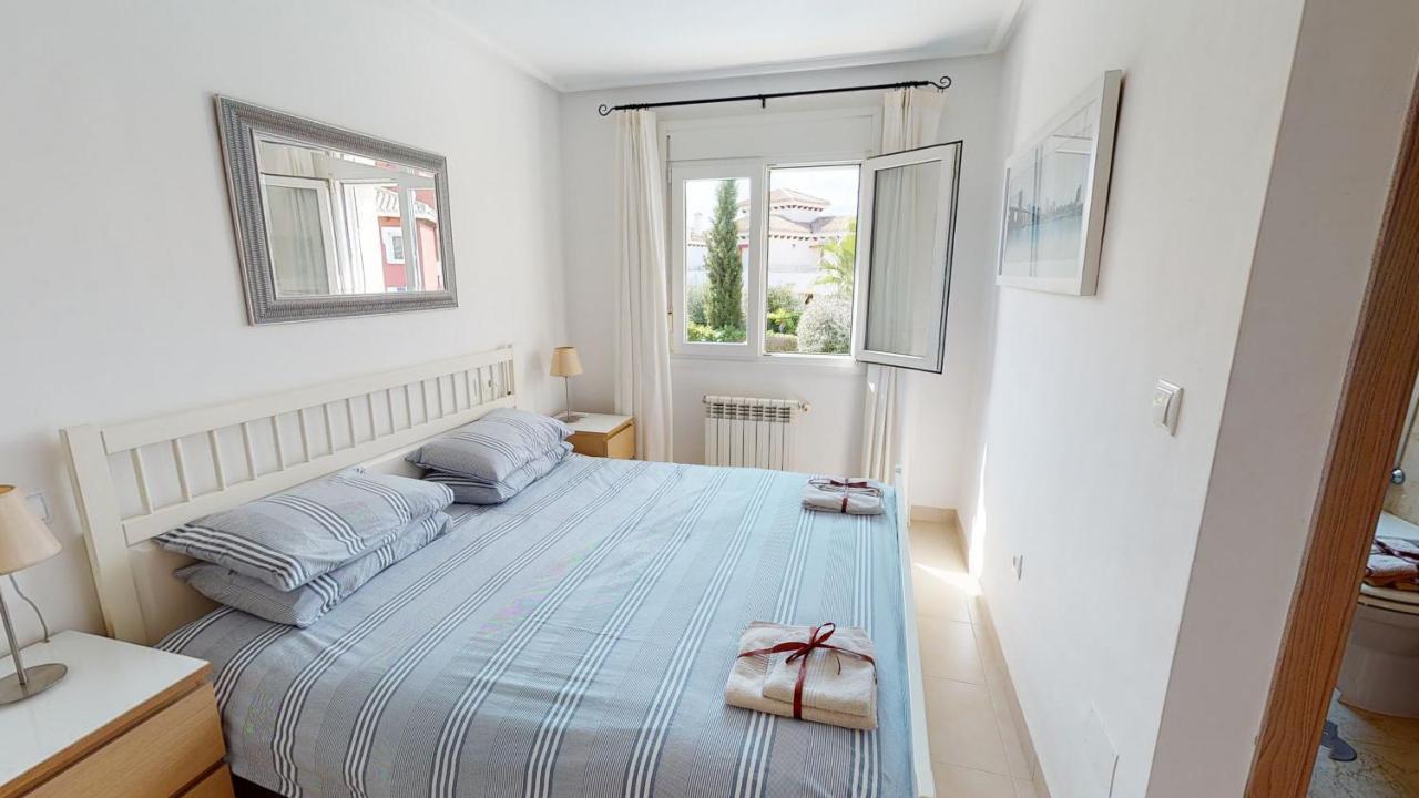 Villa Burgess - A Murcia Holiday Rentals Property Torre-Pacheco Exteriör bild